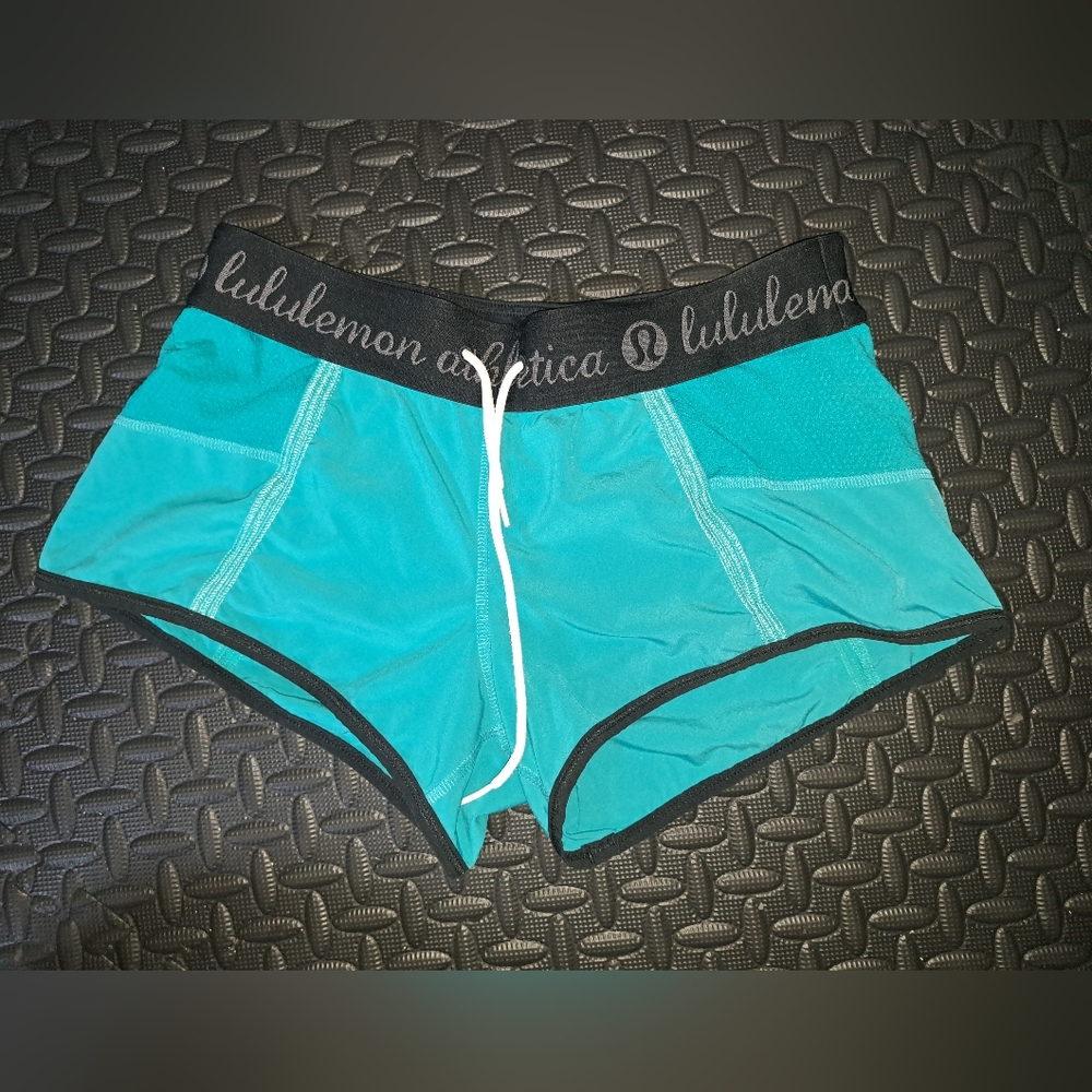 Lululemon Atheltica Atheltic Shorts